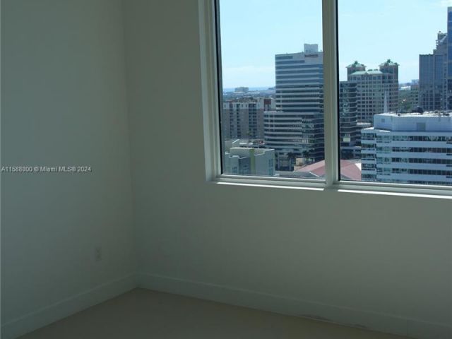 Apartment for rent  Unit #2005 - photo 5423266