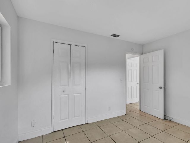 Home for rent at 1111 Cleve H Dixon Avenue - photo 5494250