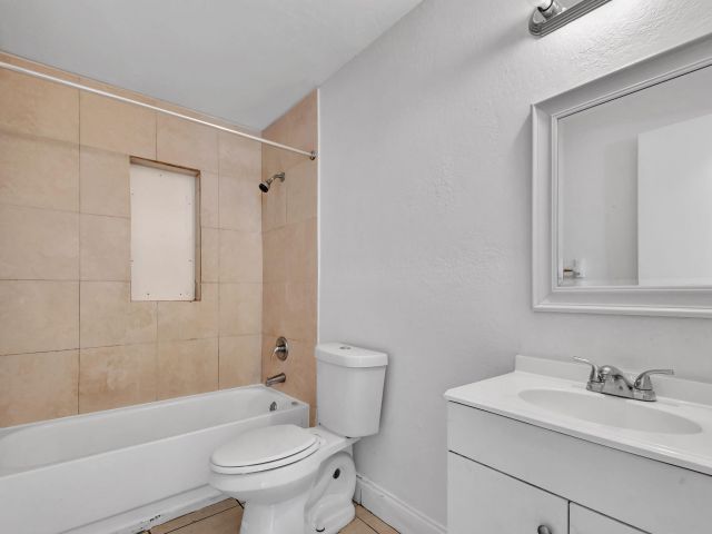 Home for rent at 1111 Cleve H Dixon Avenue - photo 5494253