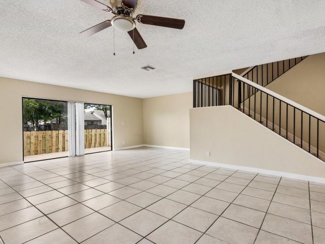 Home for rent at 7901 NW 33rd St 1 - photo 5420985