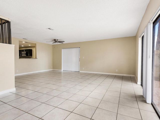 Home for rent at 7901 NW 33rd St 1 - photo 5420986