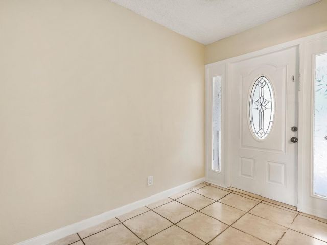 Home for rent at 7901 NW 33rd St 1 - photo 5420993