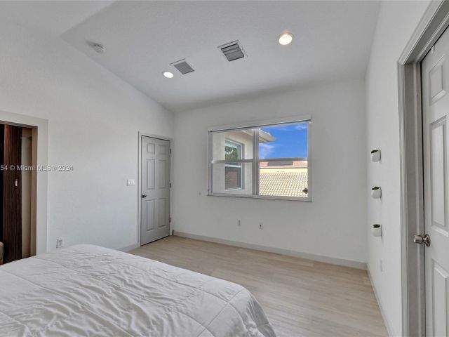 Home for sale at 2036 SE 14th St - photo 5460159