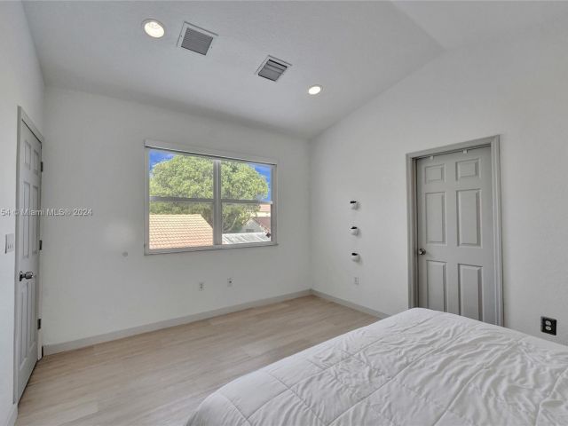 Home for sale at 2036 SE 14th St - photo 5460164