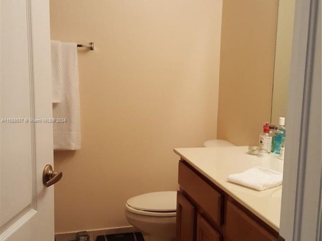 Home for rent at 27133 SW 140th Path 0 - photo 5424028