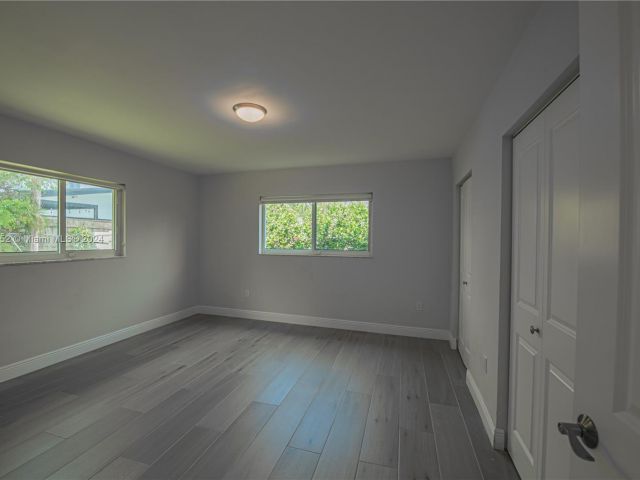 Home for rent at 335 187th St - photo 5421545