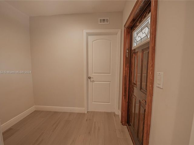 Home for rent at 335 187th St - photo 5421553