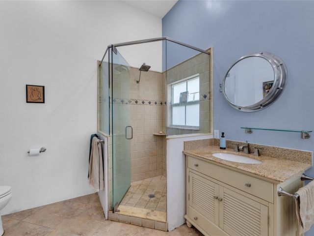 Home for sale at 2201 NE 18th Ave - photo 5424411