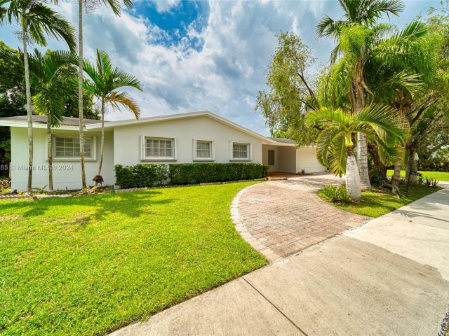 Home for rent at 9100 SW 86th St - photo 5422795