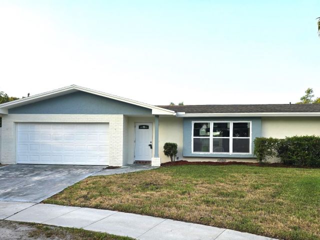 Home for sale at 1720 SW 13th Street - photo 5429374