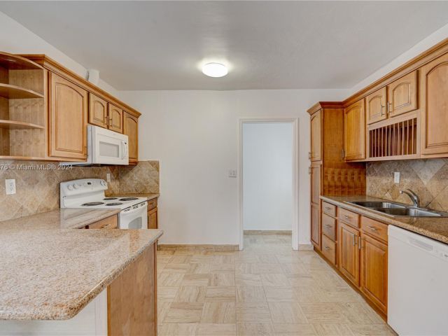 Home for rent at 3635 SW 88th Ct #1 - photo 5428959