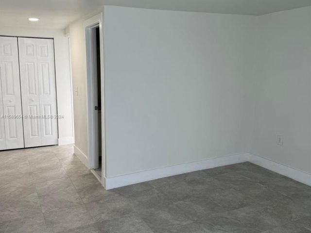 Home for rent at 1220 NW 102nd St - photo 5428883