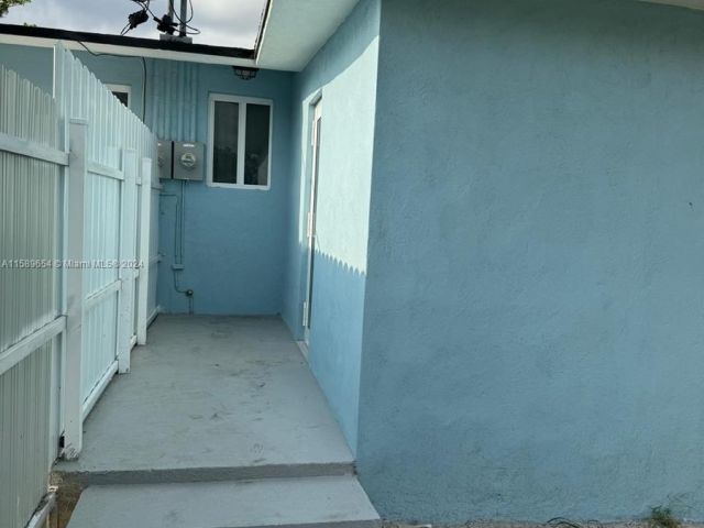 Home for rent at 1220 NW 102nd St - photo 5428889