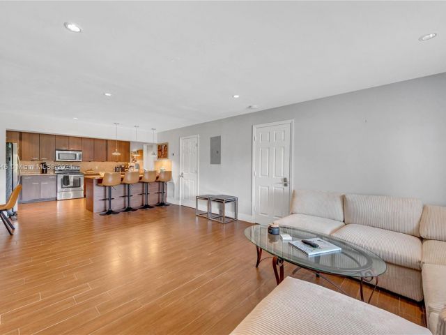 Home for sale at 1011 NW 48th St - photo 5429482