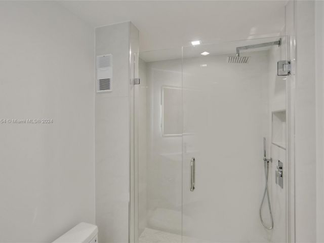 Apartment for sale  Unit #2104 - photo 5431095