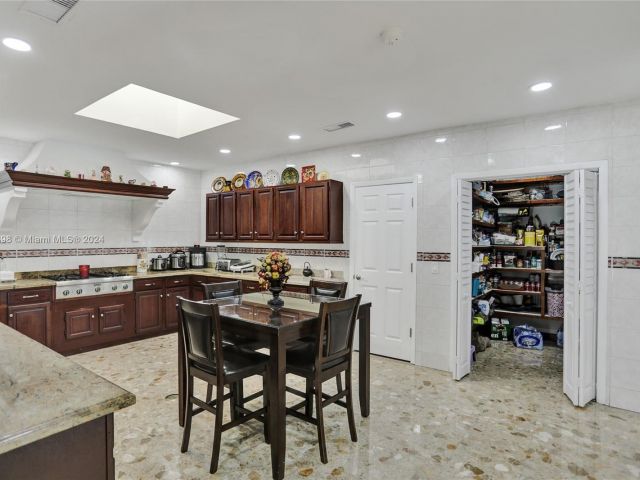 Home for sale at 11835 SW 47th St - photo 5435394