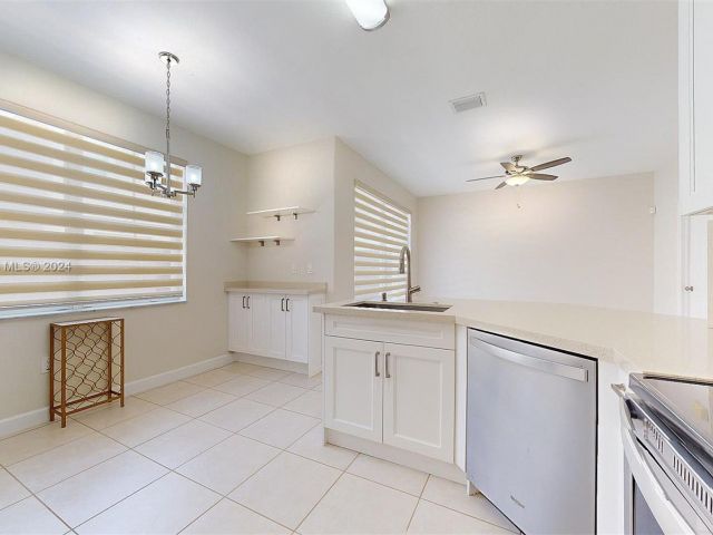 Home for sale at 12164 SW 122nd PSGE 12164 - photo 5435480