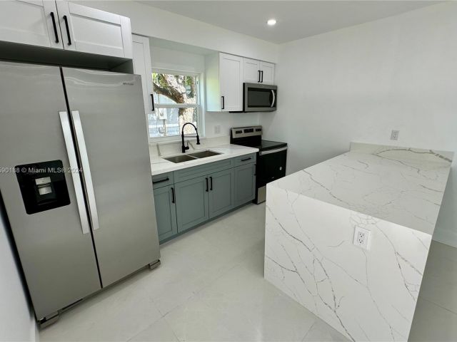 Home for sale at 1252 NW 52nd St - photo 5453547