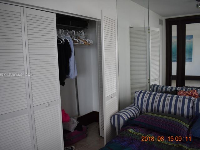 Apartment for rent  Unit #4F - photo 5433553