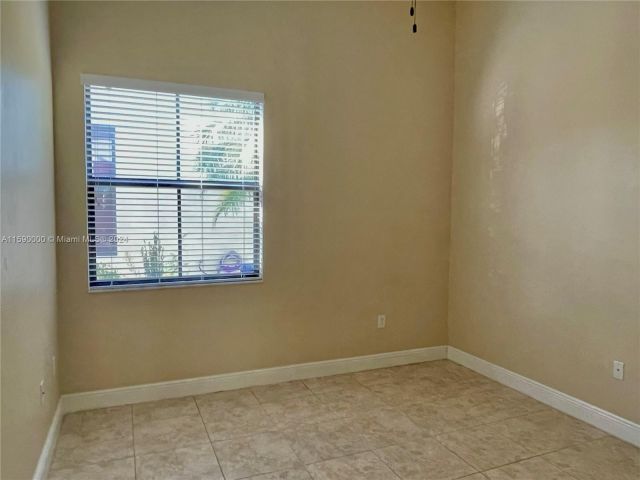 Home for rent at 2835 NW 84th TER - photo 5445009