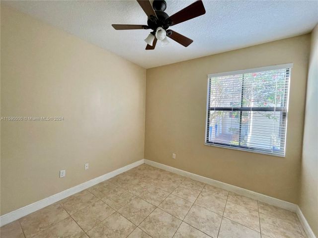 Home for rent at 2835 NW 84th TER - photo 5445014