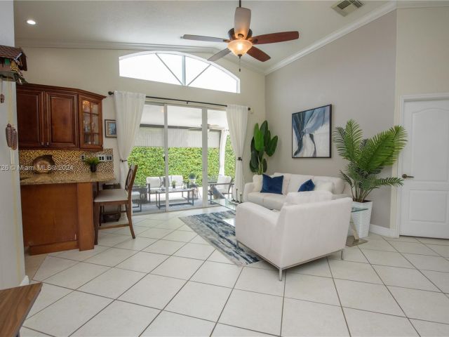 Home for rent at 15426 SW 21st Ter 15426 - photo 5437997