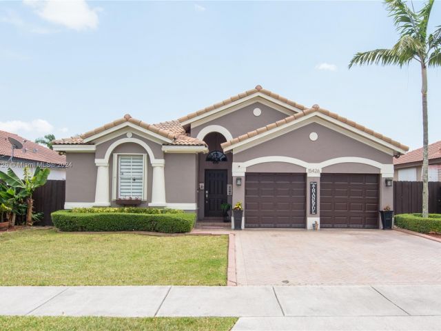 Home for rent at 15426 SW 21st Ter 15426 - photo 5438000