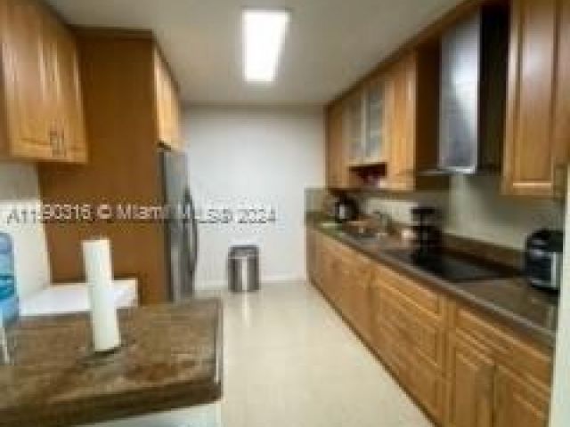 Home for rent at 165 NE 162nd St 165 - photo 5436719