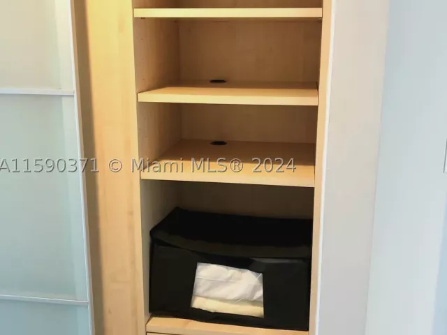 2-bedroom condo for sale in Sunny Isles Beach - 18683 Collins Ave 1907 - MondialRealty