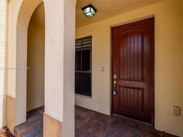 Home for rent at 17531 SW 153rd Path 0 - photo 5433639