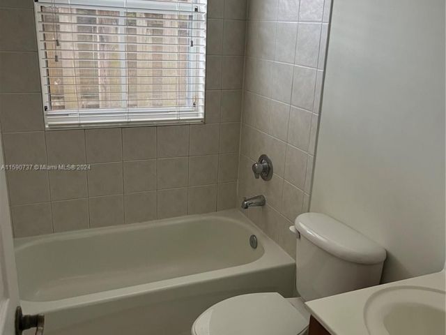 Home for rent at 2623 SW 154th Ct 2623 - photo 5436145