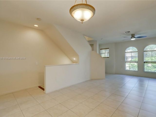 Home for sale at 1033 NE 17th Way 2102 - photo 5436522