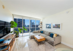 Apartment #4213 at Icon Brickell Tower 1