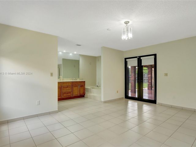 Home for sale at 1417 SW 139th Ave - photo 5513143
