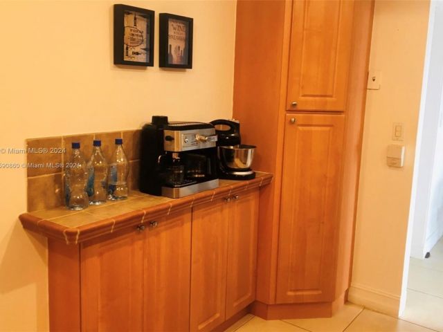 Apartment for sale  Unit #903 - photo 5439550