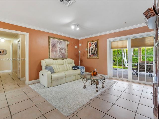 Home for sale at 8350 SW 41st Ter - photo 5437491