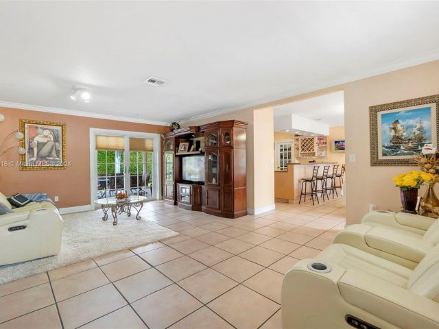 Home for sale at 8350 SW 41st Ter - photo 5437494