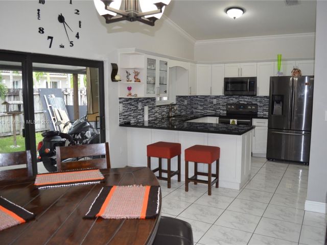 Home for sale at 3850 SW 149th Pl - photo 5439782