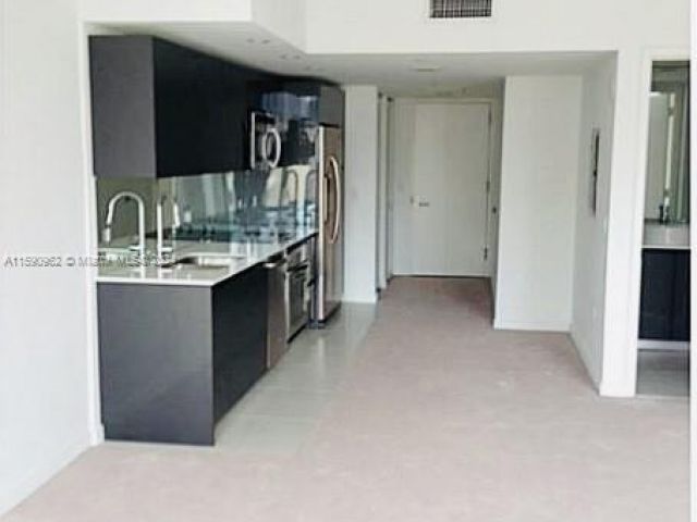 Apartment for rent  Unit #2505 - photo 5439092