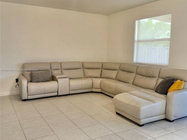 Home for rent at 24242 SW 119th Pl 24242 - photo 5453009