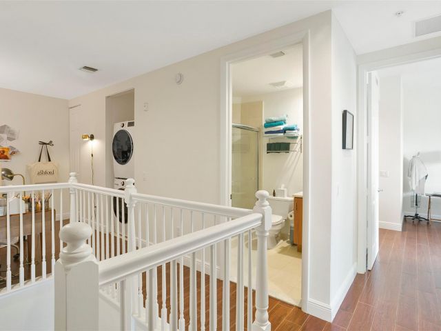 Home for sale at 2633 NE 14th Ave 115 - photo 5436927