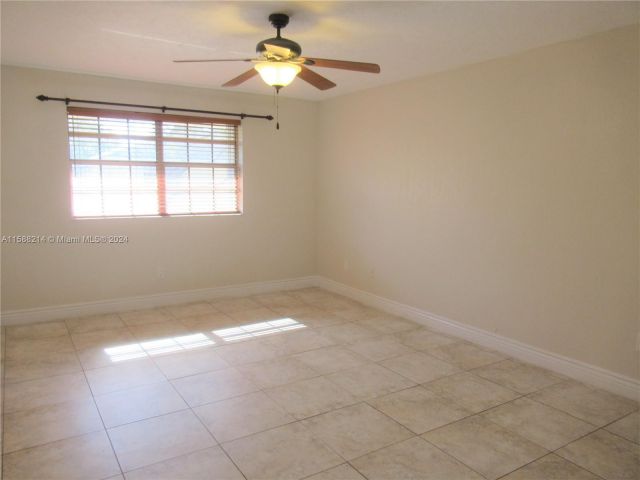 Home for rent at 12166 SW 52nd Ct - photo 5448860