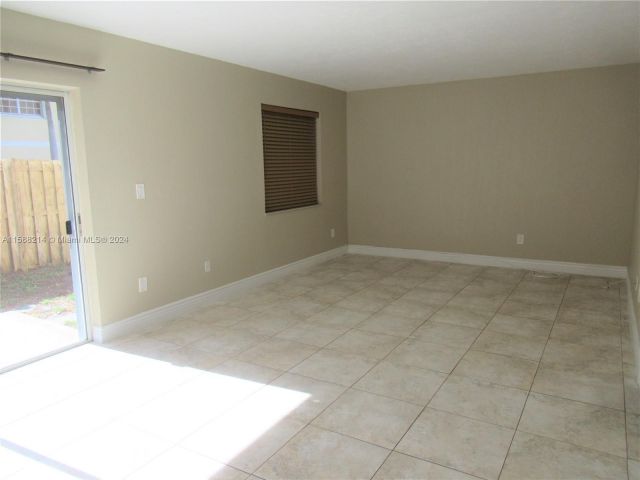 Home for rent at 12166 SW 52nd Ct - photo 5448867