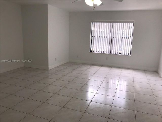 Home for rent at 1505 SW 32nd St - photo 5439115