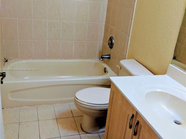 Home for rent at 11262 SW 230th Ter 11262 - photo 5441019