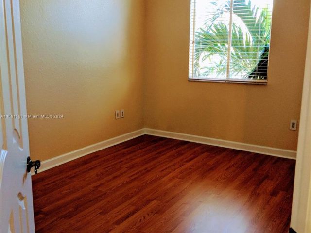 Home for rent at 11262 SW 230th Ter 11262 - photo 5441022