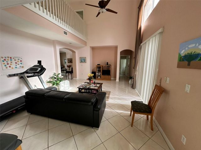 Home for sale at 1888 SE 17th St - photo 5453453