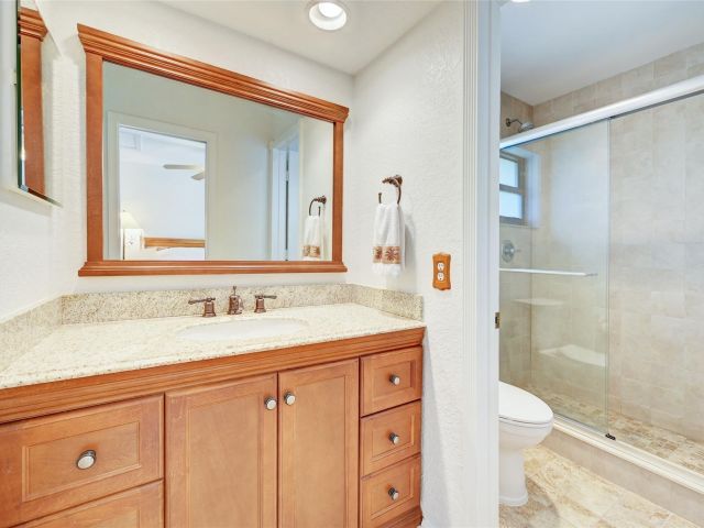 Home for sale at 6079 Glendale Dr 6079 - photo 5503758