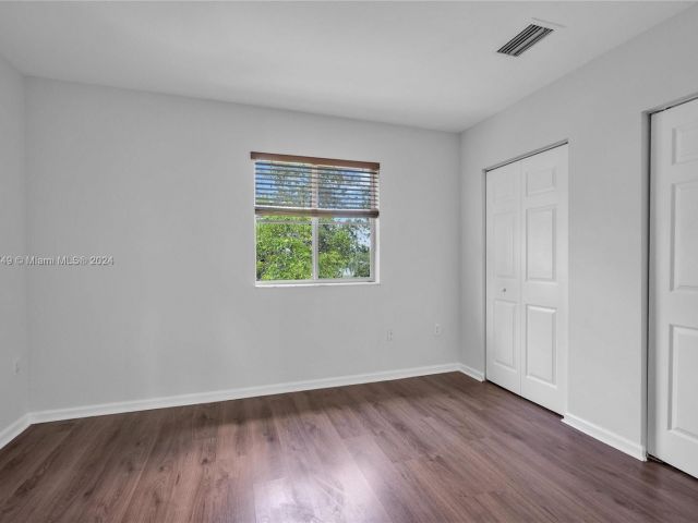 Home for rent at 17359 NW 7th Ave 1505 - photo 5444228