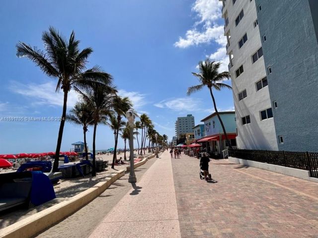 Apartment for sale  Unit #N302 - photo 7437774